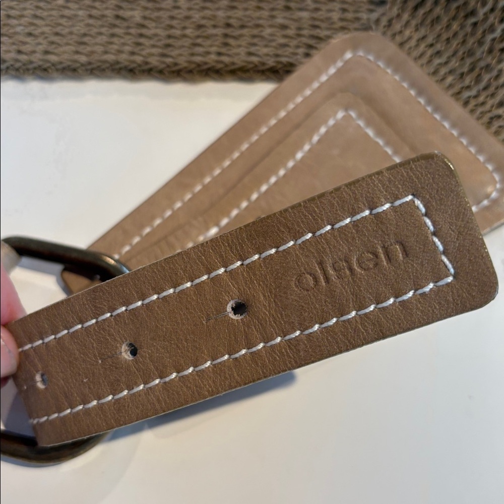 Olsen tan leather and Cotton weaved belt size medium - Picture 11 of 13